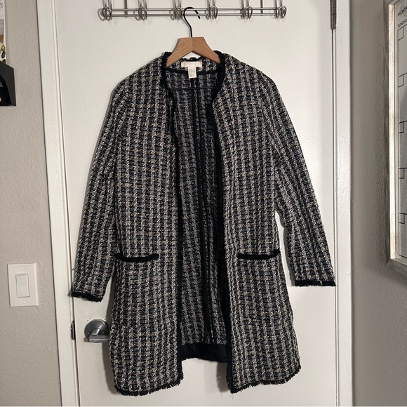 H&M Jackets & Blazers - H&M Black and White tweeted  Blazer